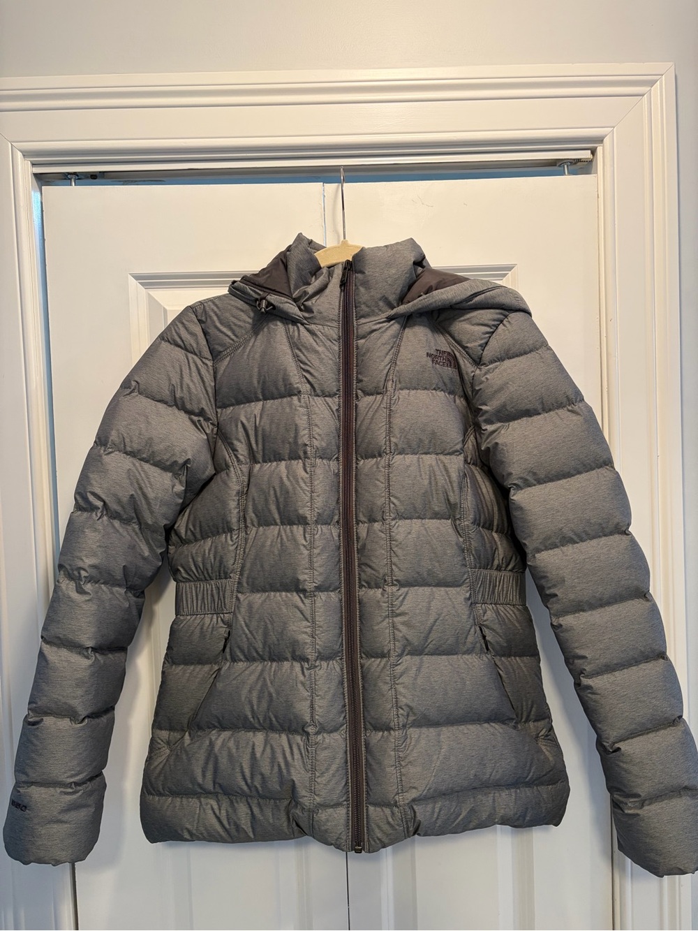 The North Face Women's Gray Down Quilted Hooded Puffer Jacket